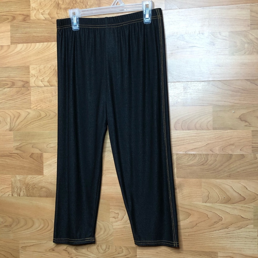 7th Element Lightweight Capri Leggings